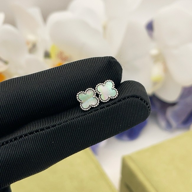 Van Cleef & Arpels Earring CE81764