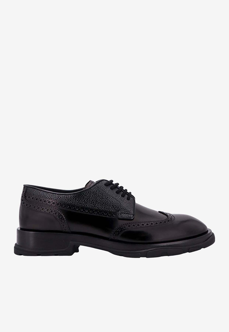 Alexander McQueen Brogue Detail Leather Derby Shoes Black 750388WIDW1_1000