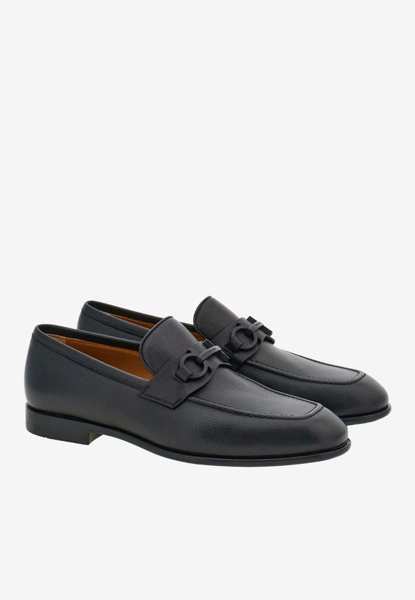 Salvatore Ferragamo Foster Gancini Leather Loafers Black 021669 FOSTER 768931 NERO