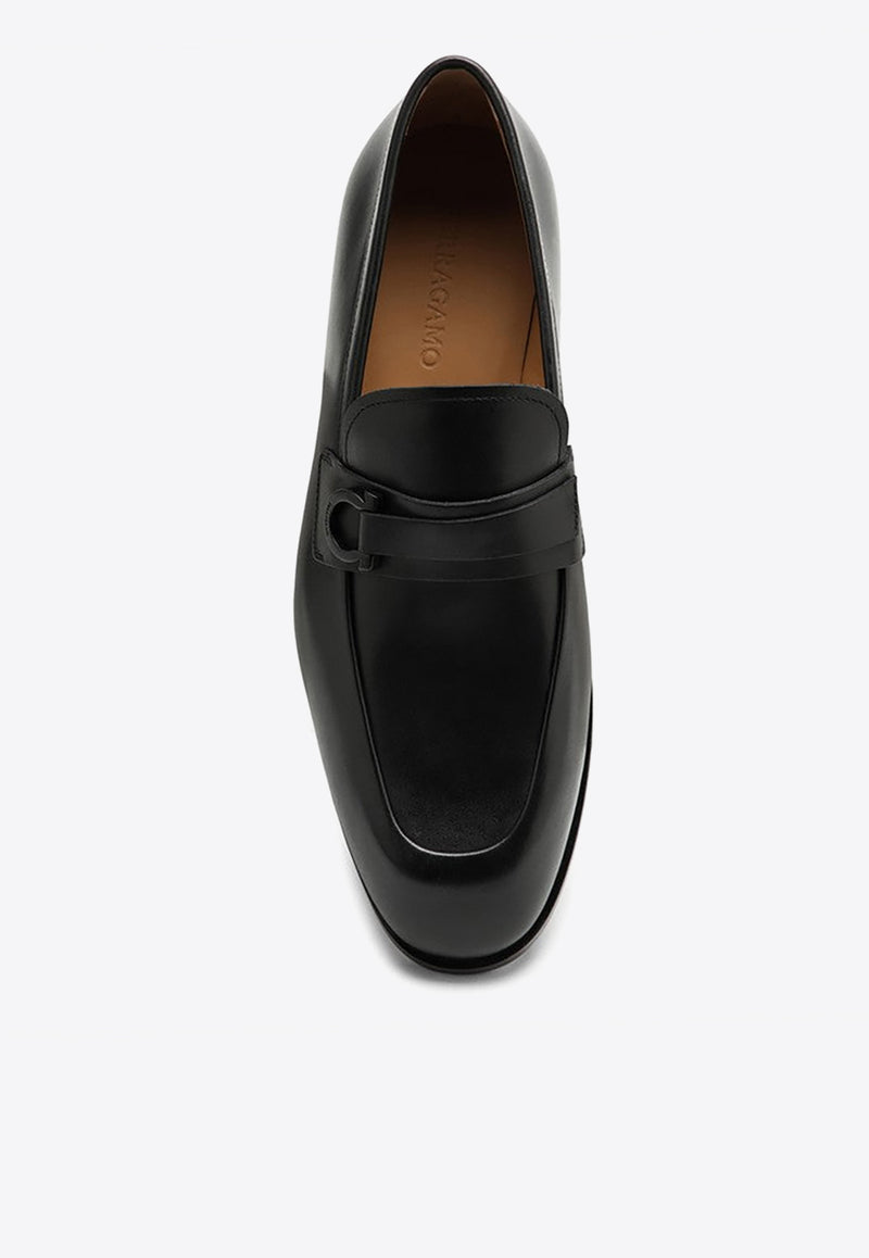 Salvatore Ferragamo Florio Calf Leather Gancini Loafers Black 07657853ELE/O_FERRA-NN