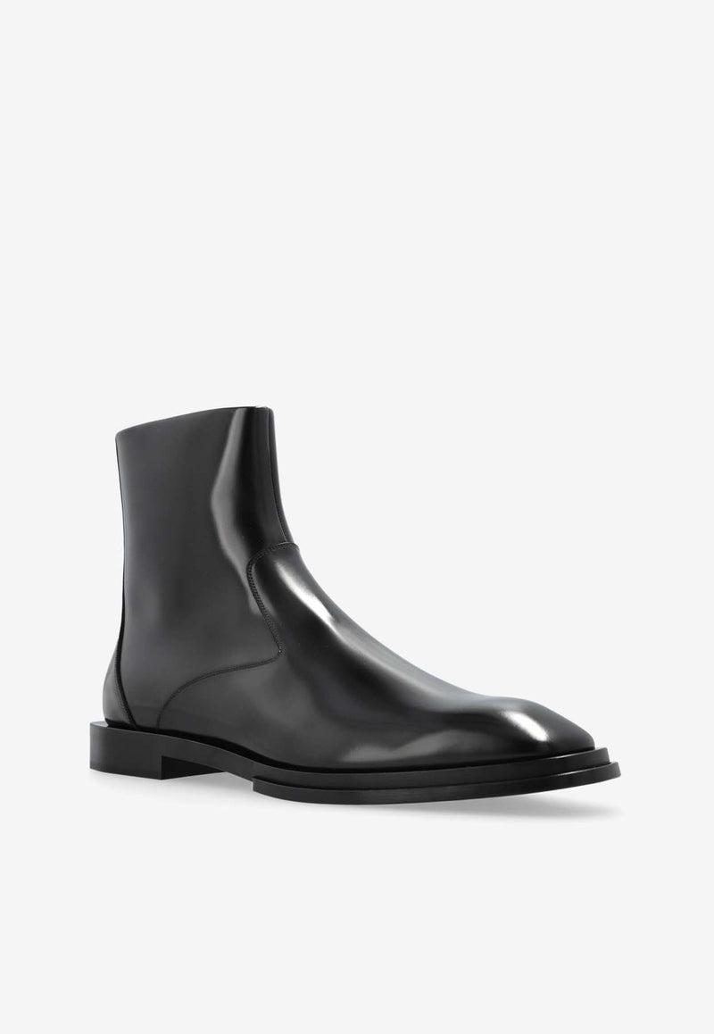 Alexander McQueen Logo Plaque Polished Leather Ankle Boots Black 778148 WIES3-1081