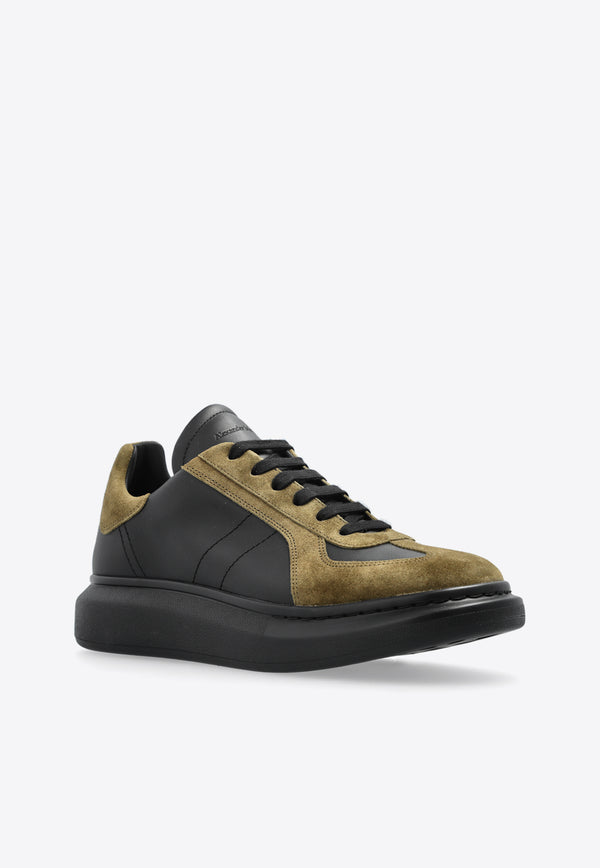 Alexander McQueen Retro Oversized Sneakers 807882 WIAC9-1042