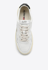 Autry Medalist Low-Top Sneakers AULMLL22/O_AUTRY-LL22 White