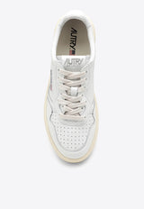 Autry Medalist Low-Top Sneakers AULWLL15/O_AUTRY-LL15 White