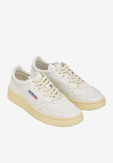 Autry Medalist Low-Top Sneakers White AULW-LL-15