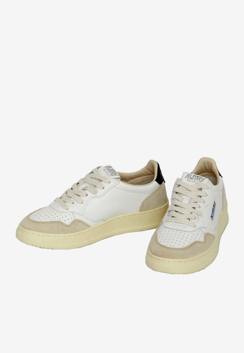 Autry Medalist Low-Top Sneakers White AULW-LS-21