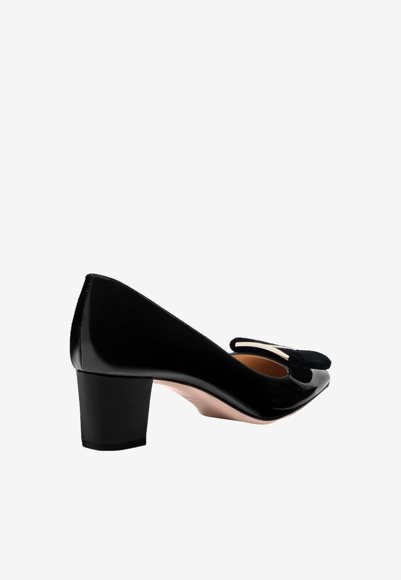 Tom Ford Audrey 55 Pumps in Patent Leather and Velvet W3615-LCL406S 1N001 Black