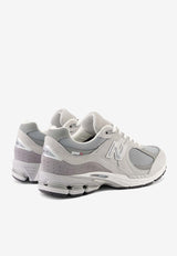 New Balance 2002R Low-Top Sneakers in Concrete/Harbor Gray M2002RXJ