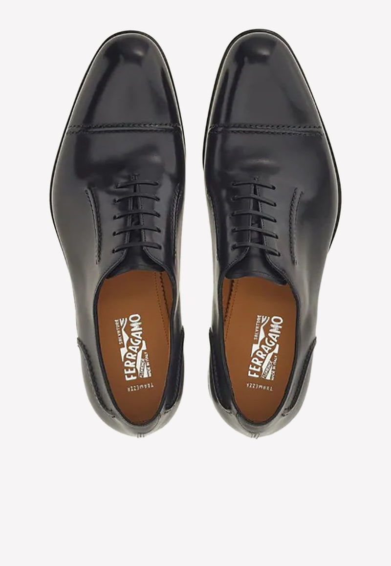 Salvatore Ferragamo Giave Oxford Shoes in Calf Leather Black 021030 GIAVE 758444 NERO