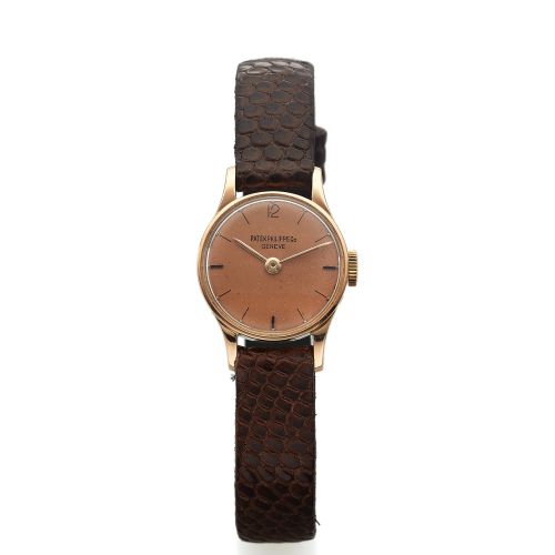 PATEK PHILIPPE REF. 1289 PINK GOLD. Patek Philippe & Cie, Genève, No. 853516, case No. 650464, Ref.. 1289. Made circa 1951.. Fine and rare, 18K pink gold lady's wristwatch with an 18K. yellow gold Patek Philippe buckle.