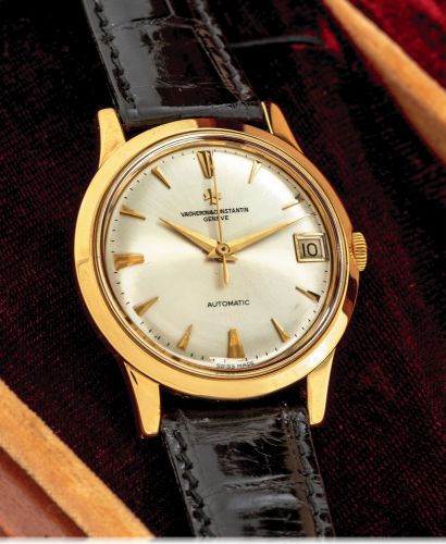 VACHERON, REF. 6378 AUTOMATIC YELLOW GOLD.Vacheron & Constantin, Genève, Automatic, movement No..554617, case No. 396169, Ref. 6378. Made in the 1960s..Very fine and rare, center-seconds, self-winding, water-resistant.18K yellow gold wristwatch with date.
