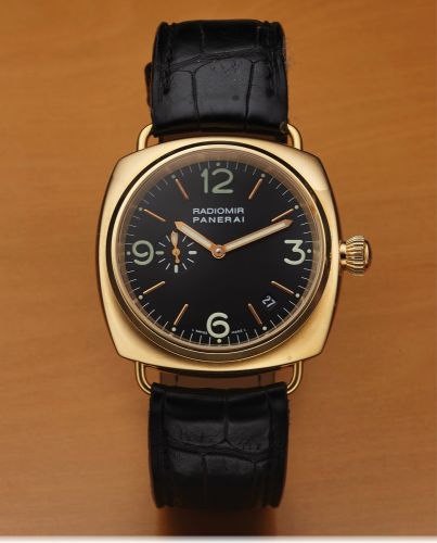 PANERAI PAM 103 OP 6564 RADIOMIR YELLOW GOLD.Officine Panerai, Firenze 1860, Radiomir No. D 063 / 300, case No..BB1031147, Ref. OP 6564. Made in a limited edition of 300 pieces.in 2001..Very fine, large, cushion-shaped, self-winding, water-resistant.18K y