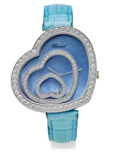 CHOPARD HAPPY SPIRIT WHITE GOLD.Chopard, Geneve, Happy Spirit, case No. 572235..Very fine and elegant, heart-shaped, 18K white gold.and diamond quartz lady's wristwatch with an 18K.white gold buckle. Accompanied by a box.