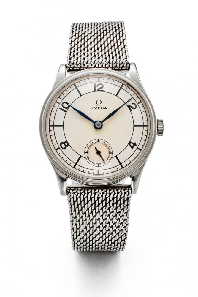 OMEGA REF. 2318 / 5, ART DECO, TWO-TONE SECTOR DIAL. STAINLESS STEEL