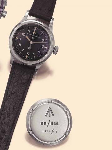 International Watch Co., Schaffhausen, Ref. 1563/61, case No. 6B/346. Produced circa 1946. Fine, center-seconds, stainless steel, aviator's military stop-wristwatch.