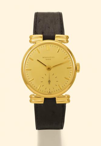 Patek Philippe & Cie, Geneve, No. 925428, case No. 419797, Ref. 1565. Produced in 1944, sold on September 22, 1945. Very fine and extremely rare, 18K yellow gold gentleman's wristwatch. Accompanied by the Extract from the Archives.