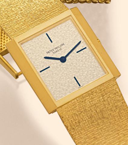 Yellow gold Ref. 3493-3.Patek Philippe & Cie, Gen