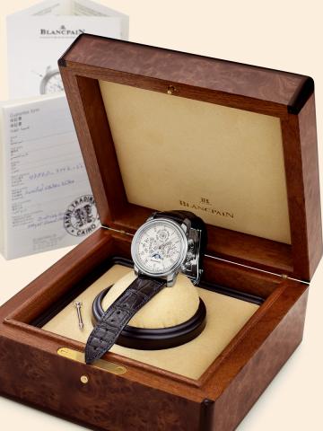 Platinum Split Seconds Perpetual Calendar.Blancpain, Chronographe Rattrapante - Perpetual Calendar, No. 35/100, Ref. 4286P..Made in a limited edition of 100 pieces in 2003..Extremely fine and rare, large, self-winding, platinum wristwatch with round butto