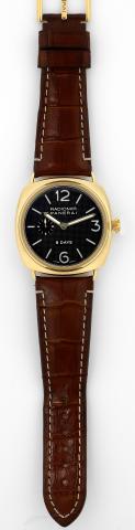 Yellow Gold Radiomir 8 Days.Officine Panerai, Firenze 1860, Radiomir 8 Days.No. G046/200, Ref. OP 6614. Made in a limited edition of 200.examples in 2004..Very fine and rare, large, cushion-shaped, water-resistant, 18K.yellow gold wristwatch with an 18K y