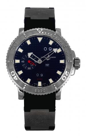 Acqua Perpetual Calendar.Ulysse Nardin, Le Locle, Suisse, Acqua Perpetual.No. 313, Ref. 333-88. Made circa 2005..Fine, self-winding, water-resistant, stainless steel diver's wristwatch.with perpetual calendar, large date and a titanium.Ulysse Nardin doubl