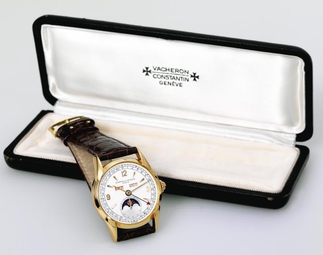 Yellow Gold.Claw Lugs Triple Date.Vacheron & Constantin, Gen