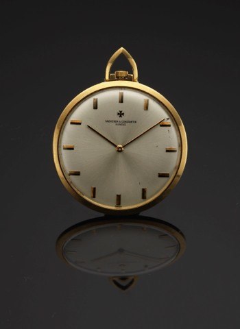 VACHERON & CONSTANTIN REF. 6760 DRESS.WATCH YELLOW GOLD.Vacheron & Constantin, Genève, No. 585029, case No..414483, Ref. 6760. Made in the 1960s..Very fine and rare, extra thin, keyless, 18K yellow gold dress.watch.