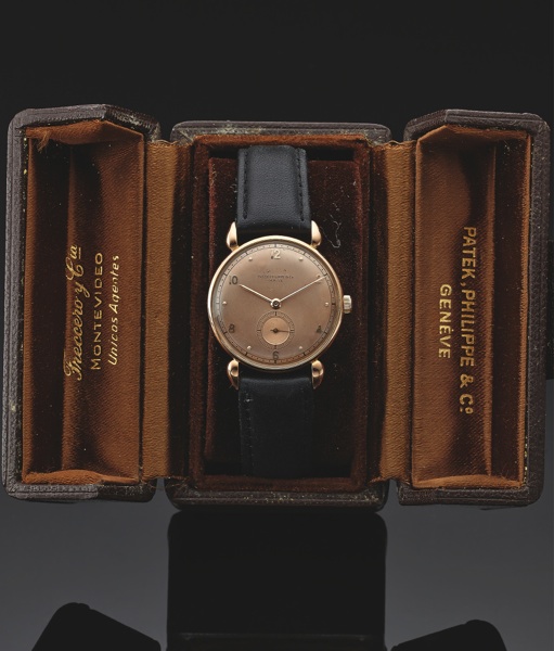 PATEK PHILIPPE REF. 590 PINK GOLD.Patek Philippe & Cie, Genève, No. 901223, case No..632266, Ref. 590. Made in 1944..Very fine and rare, 18K pink gold wristwatch with an.18K pink gold Patek Philippe buckle. Accompanied by a.period Patek Philipp