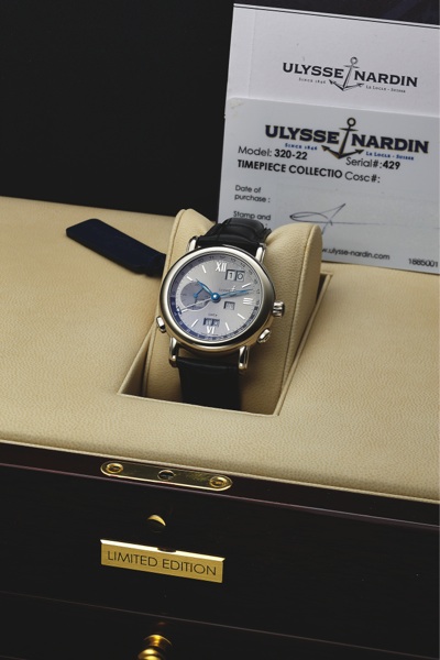 ULYSSE NARDIN REF. 320-22 PERPETUAL CALENDAR GMT WHITE GOLD.Ulysse Nardin, Locle & Genève, Perpetual Calendar – GMT, No. 429, Ref. 320-22. Made circa 2005..Very fine, self-winding, water-resistant, two time zone, 18K white gold wristwatch with 