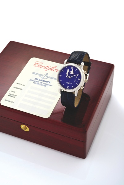 ULYSSE NARDIN PLATINUM SAN MARCO HOUR STRIKING & REPEATING.Ulysse Nardin, Locle & Genève, Chronometer San Marco, Sonnerie en Passant - Hour Striker, No. 03, Ref. 759-20. Made circa 1996..Very fine and rare, self-winding, hour-repeating water-re