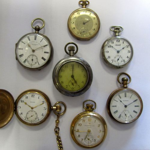A lot of seventeen pocket watches (AF)