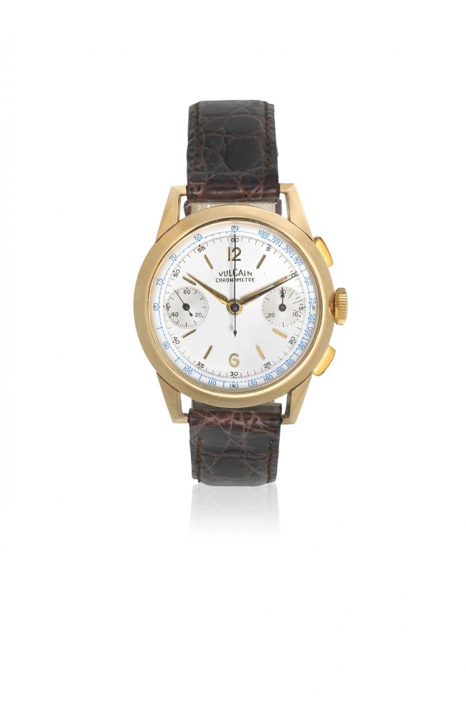 Vulcain. An 18K gold manual wind chronograph wristwatch