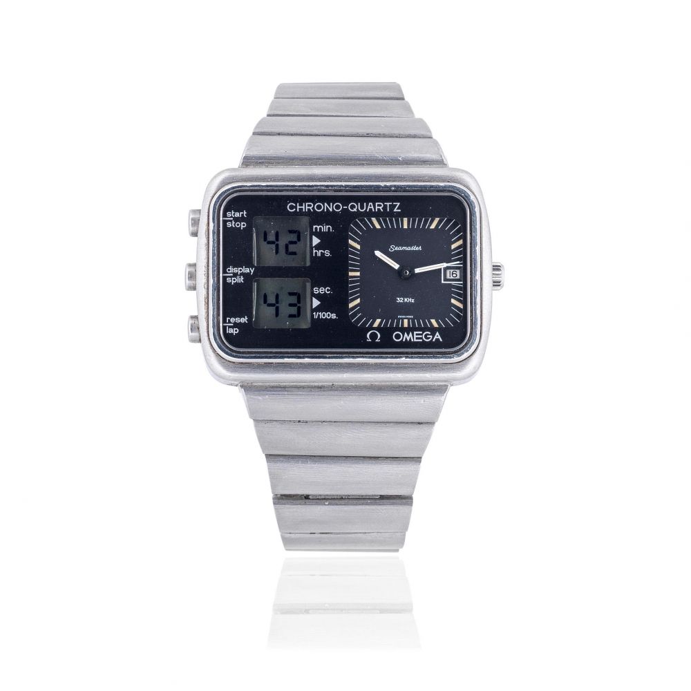 Omega. A stainless steel quartz electronic chronograph bracelet watch