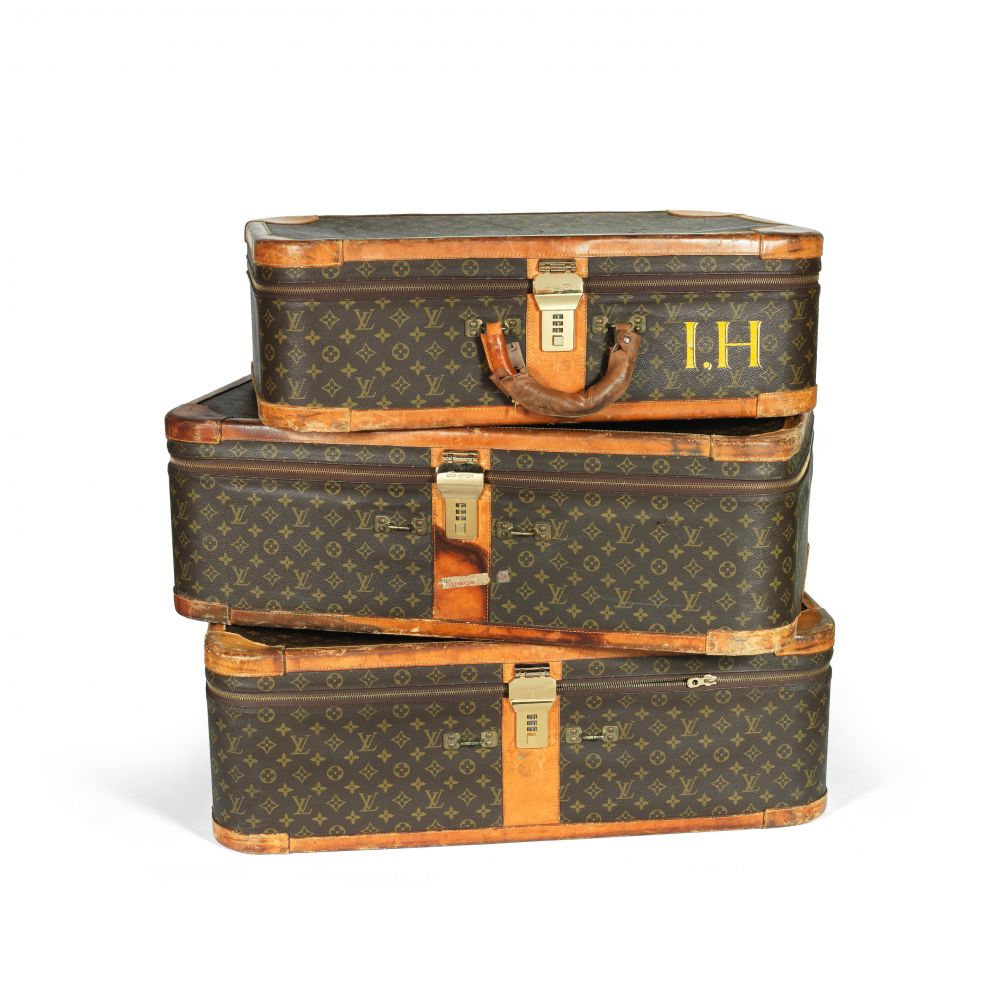 Set of Three Stratos Suitcases