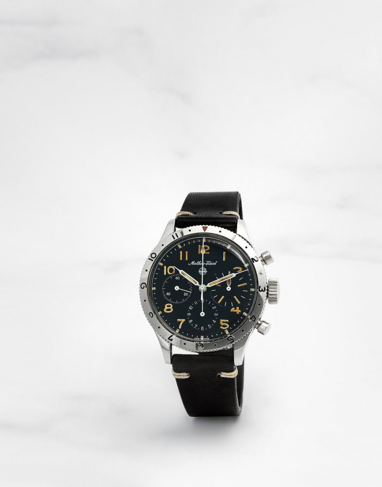 MATHEY-TISSOT. CHRONOGRAPHE BRACELET EN ACIER MOUVEMENT MECANIQUE FLYBACK