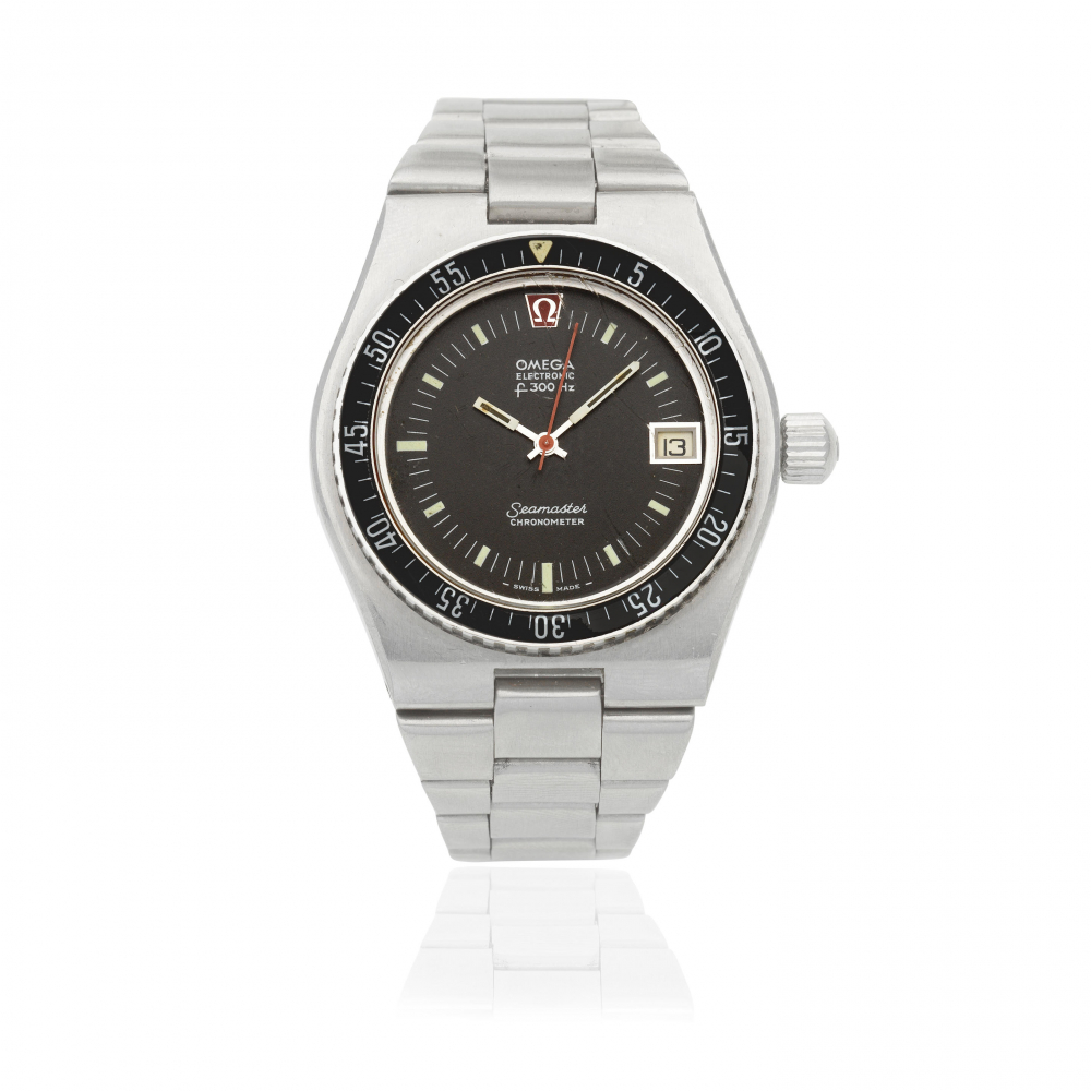 Omega. A stainless steel electronic quartz bracelet watch