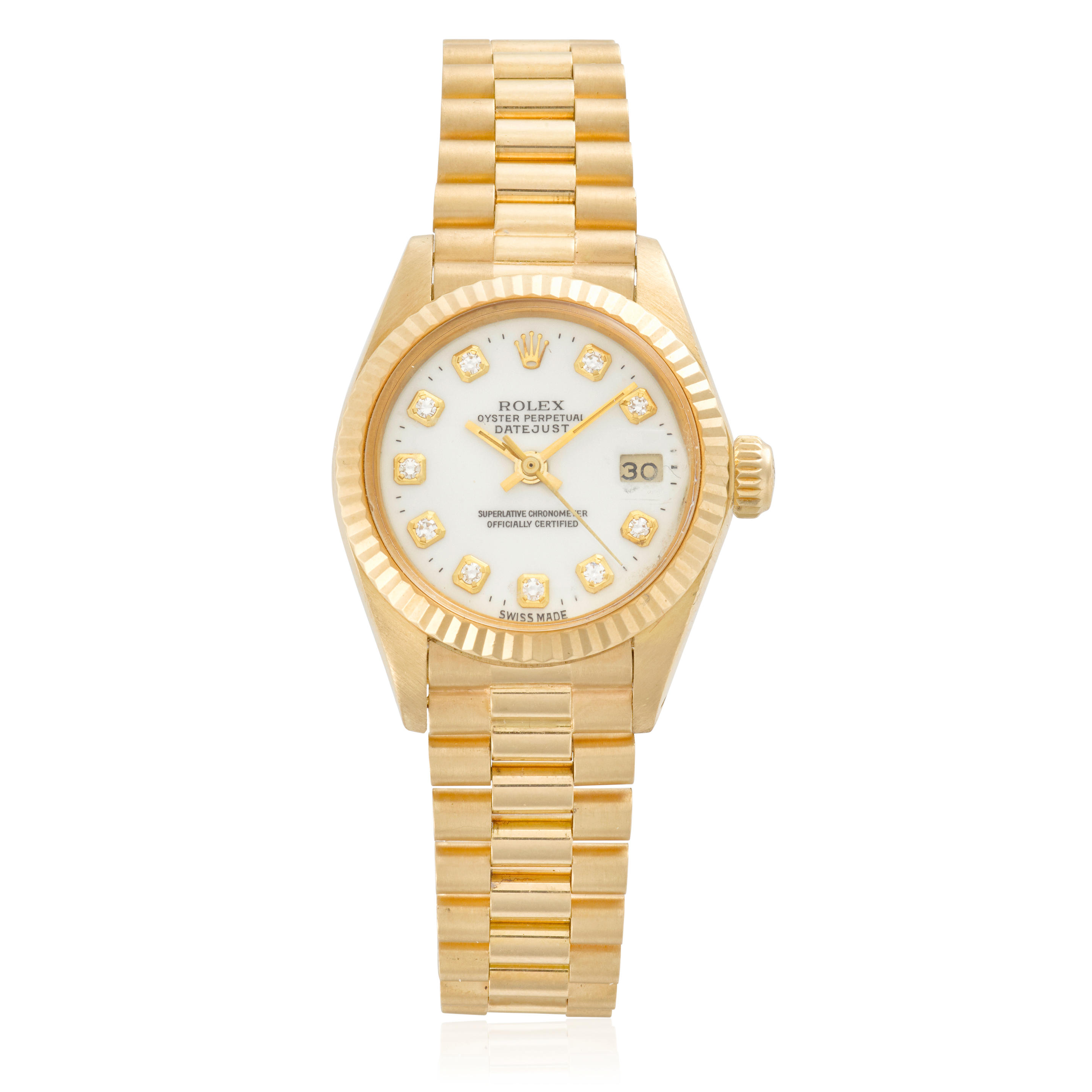 ROLEX. AN 18K GOLD AND DIAMOND AUTOMATIC CALENDAR BRACELET WATCH