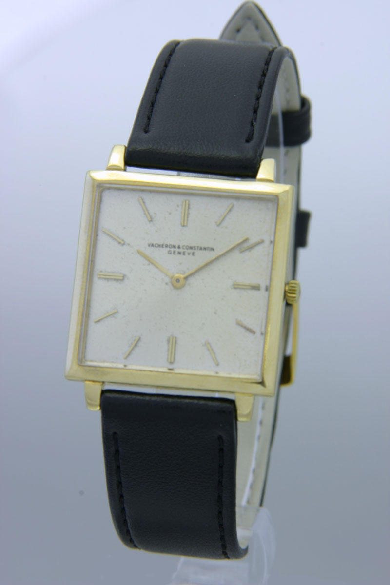 Vacheron & Constantin. An 18ct gold square cased wristwatch
