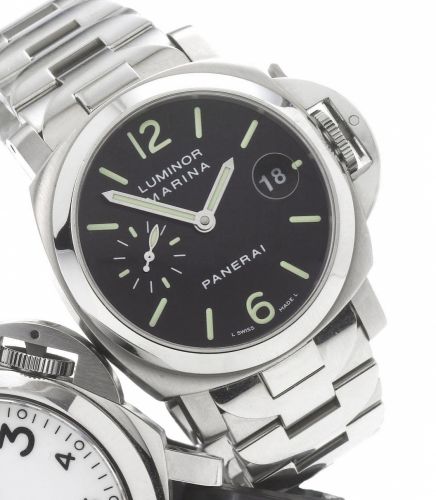 Panerai. A fine stainless steel automatic calendar bracelet watch
