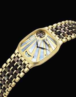 AUDEMARS PIGUET. A FINE, VERY RARE AND UNUSUAL 18K GOLD CUSHION-SHAPED AUTOMATIC TOURBILLON WRISTWATCH WITH MOTHER-OF-PEARL BRACELET AND DIAL