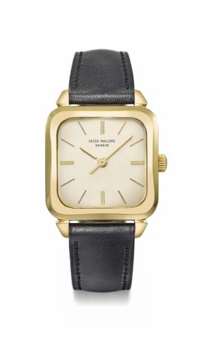 Patek Philippe. A fine 18K gold square automatic wristwatch with centre seconds
