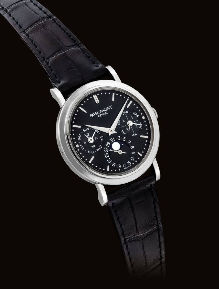 PATEK PHILIPPE. A FINE AND EXTREMELY RARE PLATINUM LIMITED EDITION AUTOMATIC PERPETUAL CALENDAR WRISTWATCH WITH MOON PHASES, 24 HOUR AND LEAP YEAR INDICATION, MADE FOR THE 200TH ANNIVERSARY OF BOODLE & DUNTHORNE