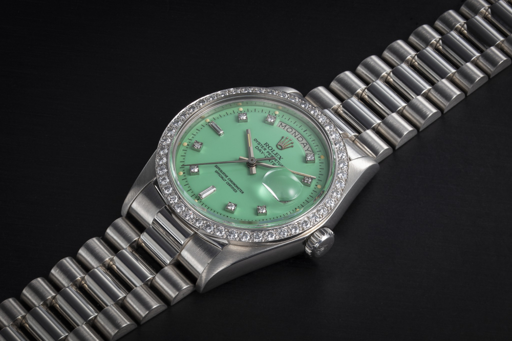 ROLEX, DAY-DATE REF. 1804, A PLATINUM AND DIAMOND AUTOMATIC WRISTWATCH WITH STELLA DIAL - CASE