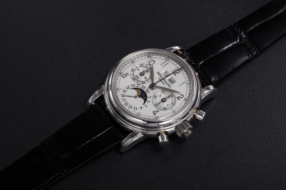 PATEK PHILIPPE, REF. 5004P, A PLATINUM PERPETUAL CALENDAR SPLIT-SECONDS CHRONOGRAPH - CASE