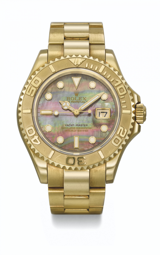 ROLEX. A HIGHLY ATTRACTIVE 18K GOLD AUTOMATIC WRISTWATCH WITH SWEEP CENTRE SECONDS, DATE, MOTHER-OF-PEARL DIAL AND BRACELET