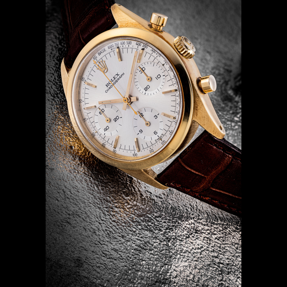 ROLEX. A RARE 18K GOLD CHRONOGRAPH WRISTWATCH