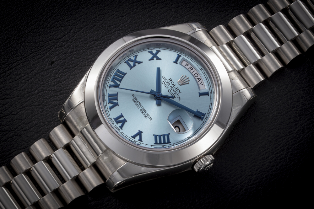 ROLEX, DAY-DATE II REF. 218206, A PLATINUM AUTOMATIC WRISTWATCH MADE FOR THE SULTANATE FOR OMAN - CASE