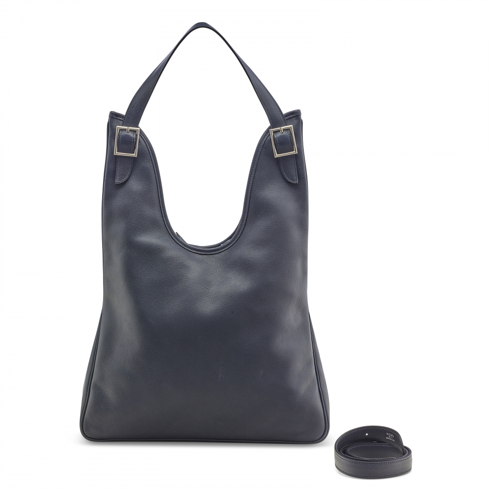 AN INDIGO EVERGRAIN LEATHER MASSAI 32 WITH BRUSHED PALLADIUM HARDWARE - HERMÈS