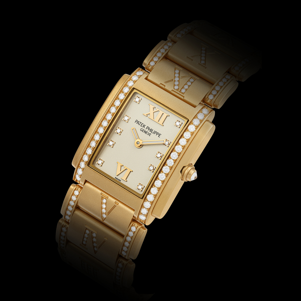PATEK PHILIPPE, TWENTY~4, REF. 4910/40R 