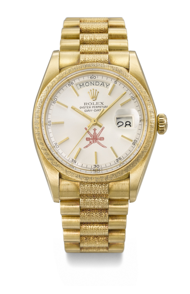ROLEX. A VERY RARE AND ATTRACTIVE 18K GOLD AUTOMATIC WRISTWATCH WITH SWEEP CENTRE SECONDS, DAY, DATE AND BRACELET, MADE FOR THE SULTANATE OF OMAN