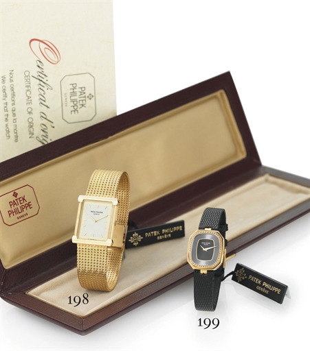 PATEK PHILIPPE. A LADY'S FINE 18K GOLD OCTAGONAL WRISTWATCH